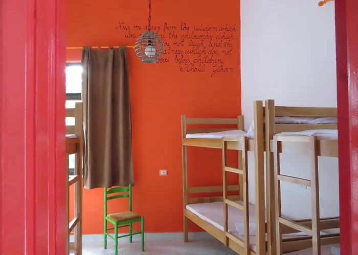 Hostel Durres 호스텔 *